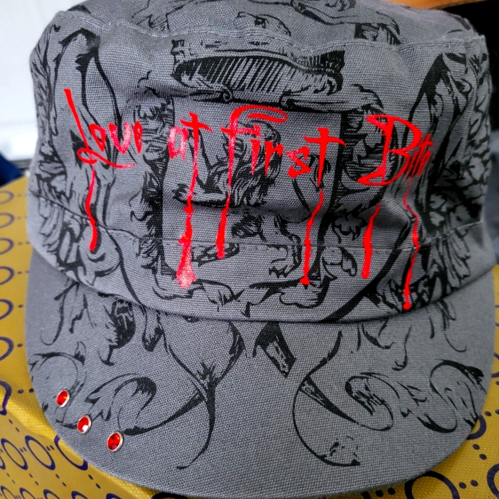 Vampire hat